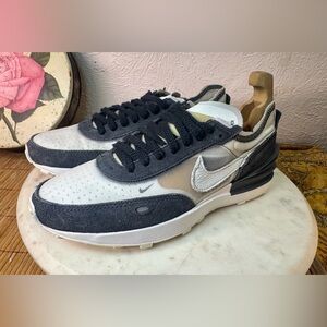 Men’s Size 6.5 – Nike Waffle One SE Gray